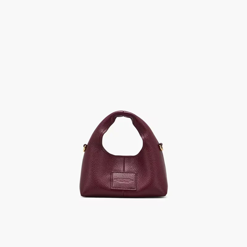 Мікро-сумка крос-боді Marc Jacobs The Sack Bag у кольорі Cherry