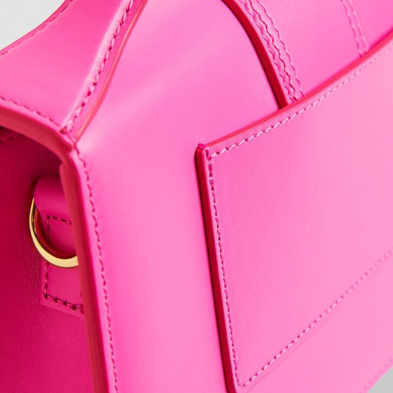 Сумка Jacquemus Le Grand Bambino Neon Pink