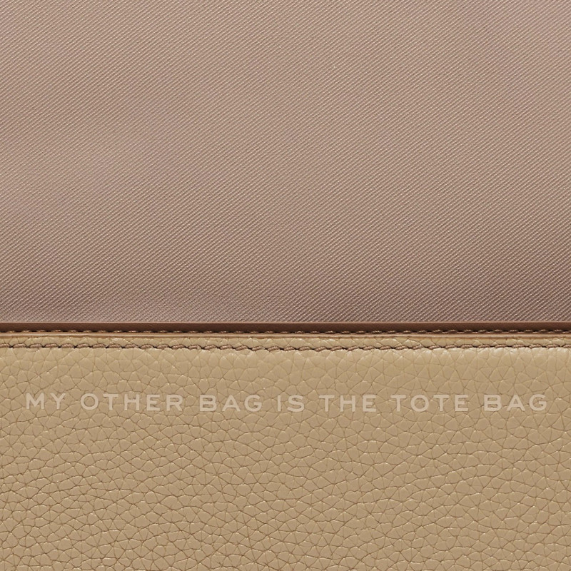Шкіряна мінісумка Marc Jacobs Camel для щоденного стилю