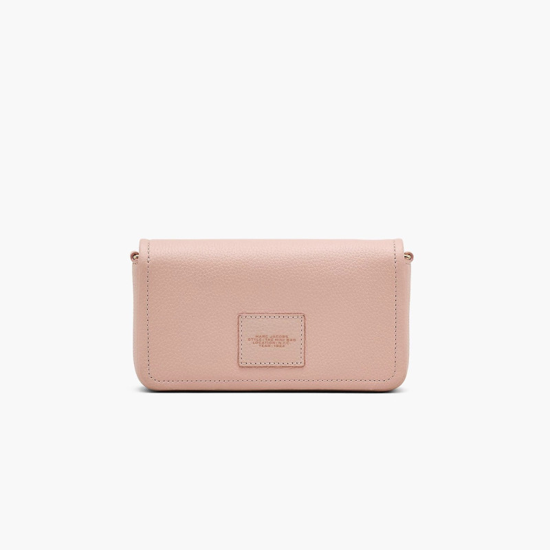 Шкіряна мінісумка Marc Jacobs Rose — елегантний акцент у міському стилі