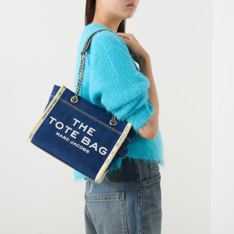 Сумка Marc Jacobs The Denim Dark Wash Chain Small Tote Bag