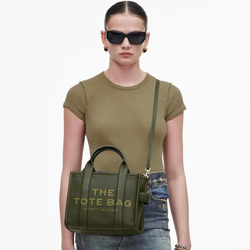 Сумка Marc Jacobs The Leather Small Tote Bag Forest