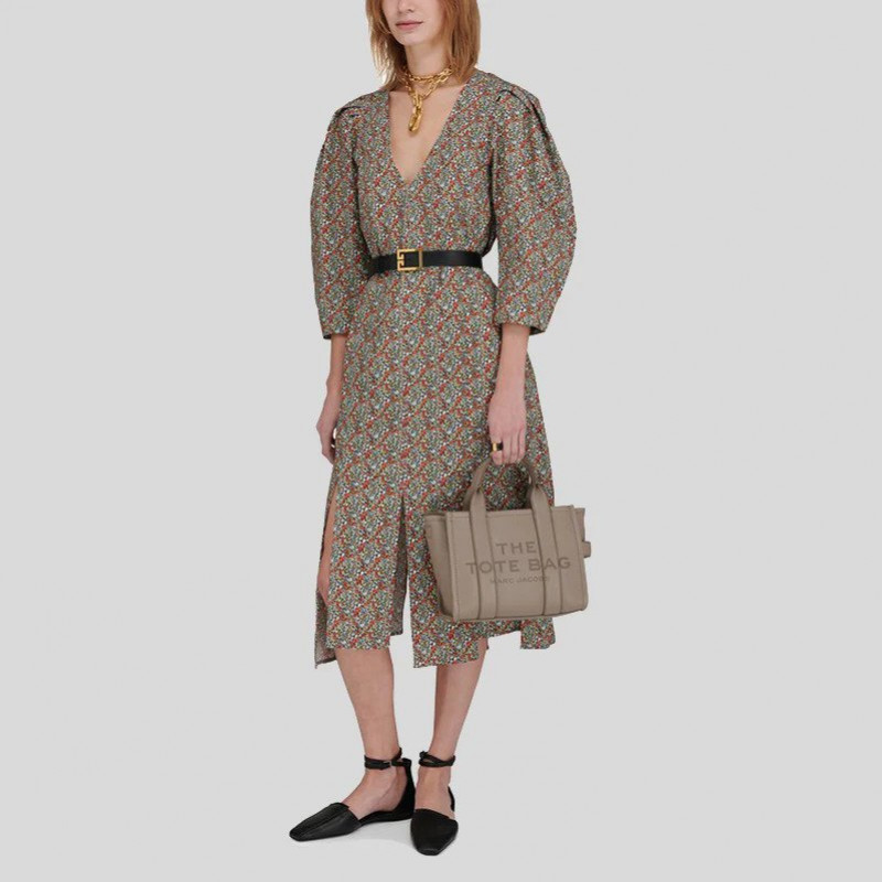 Сумка Marc Jacobs The Leather Small Tote Bag Cement