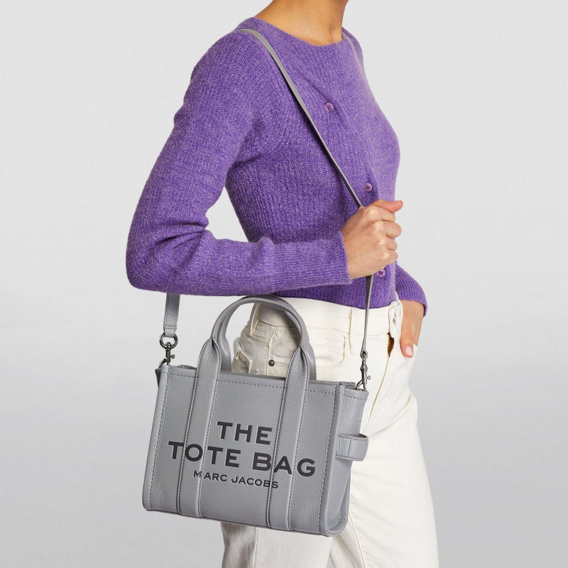 Сумка Marc Jacobs The Leather Small Tote Bag Wolf Grey