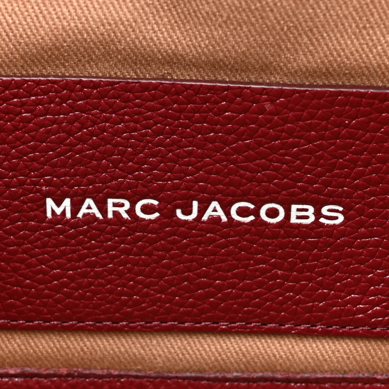 Сумка Marc Jacobs The Leather Large Tote Bag Cherry