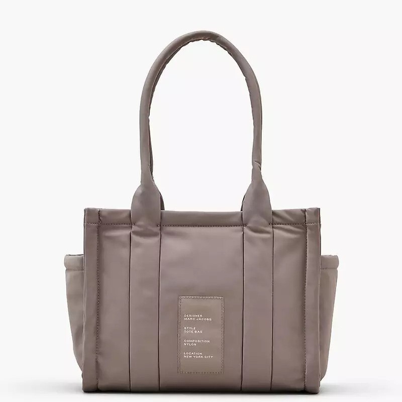 Дута нейлонова сумка Marc Jacobs Medium Tote Bag у відтінку Cement