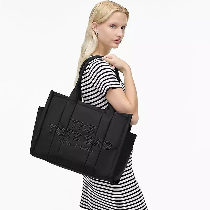 Велика дута сумка Marc Jacobs The Puffy Nylon Large Tote Bag